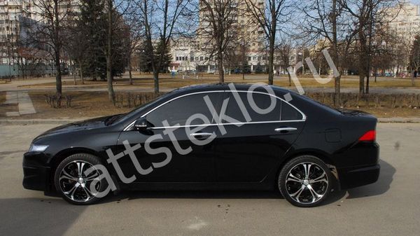 Автостекла Honda Accord VII c установкой в Москве